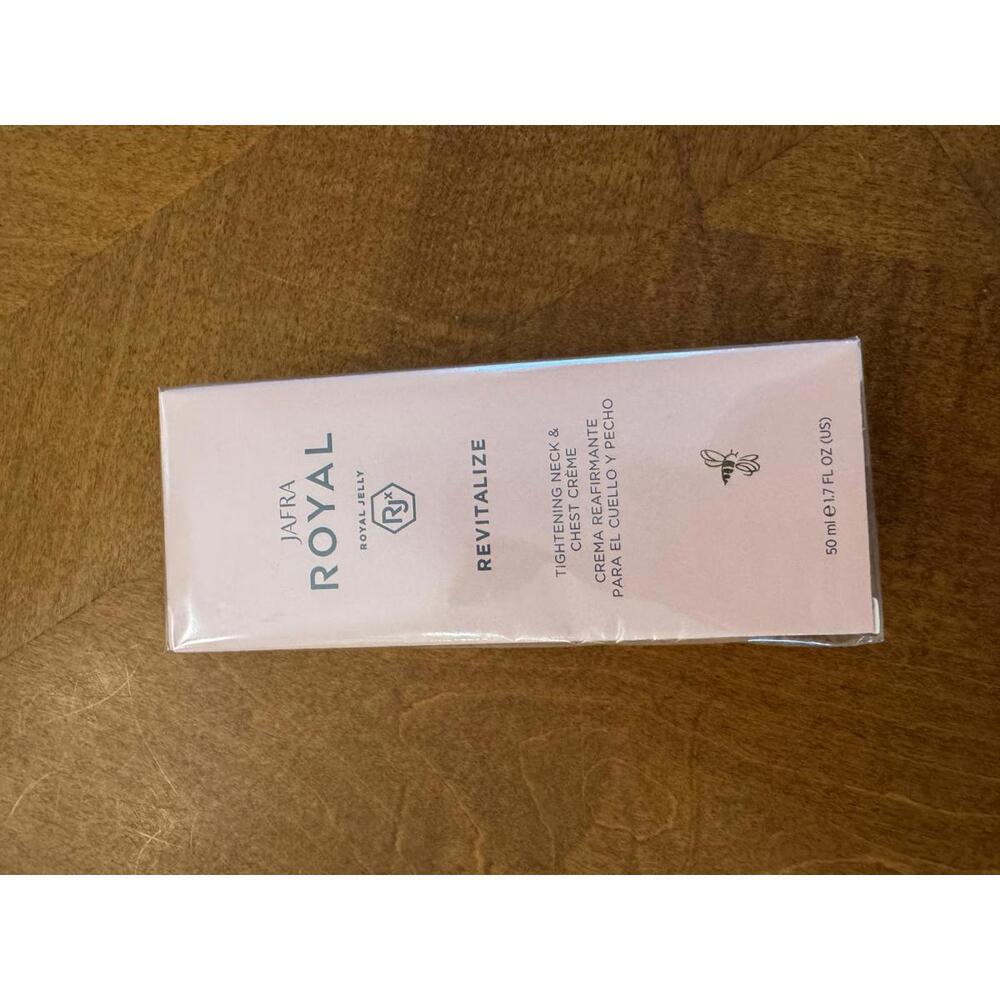 Jafra Royal Revitalize Tightening Neck & Chest Creme 50 ml